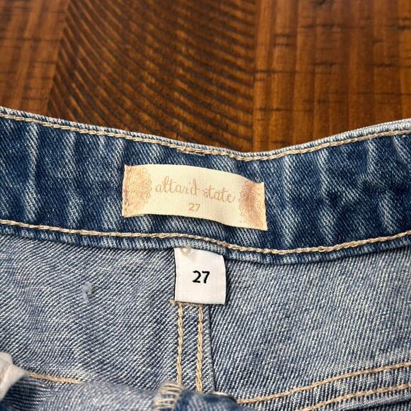 Altar'd State high rise distressed jeans - Picture 4 of 6